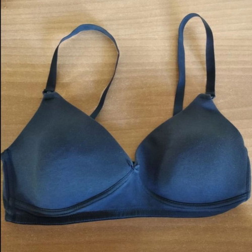 H&M Nursing Bra 80C like new, wire-free