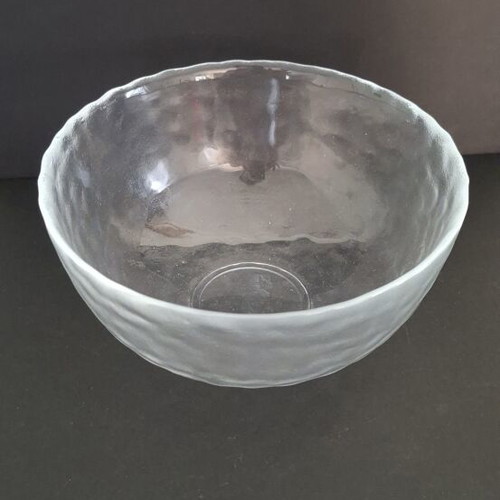 Transparent glass bowl with hammered texture, like new