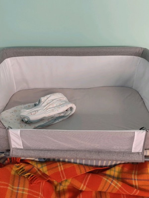 Kinderkraft Neste Up baby cot like new, grey with 4 height levels