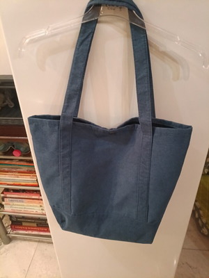 Beach and everyday shoulder bag, blue