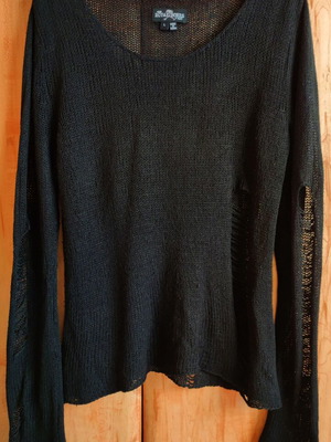 Hot Topic Gothic Distressed Black Lightweight Knit Sweater used, size L