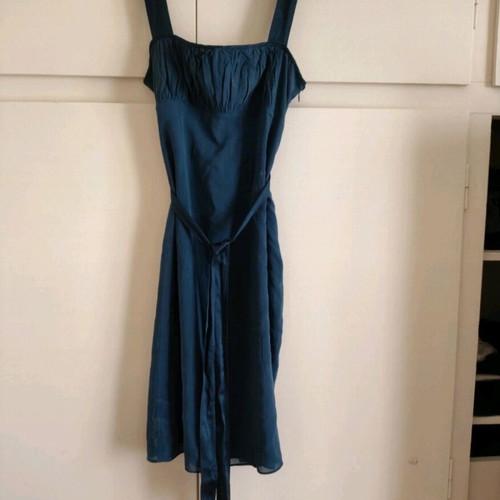 Burberry dress used, blue, size M - 80,00 - Vendora.cy Burberry dress used, blue, size M - 80,00 - Vendora.cy