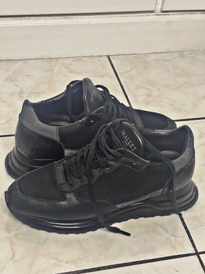 Mallet London Monogram shoes like new, size 43, black sneakers