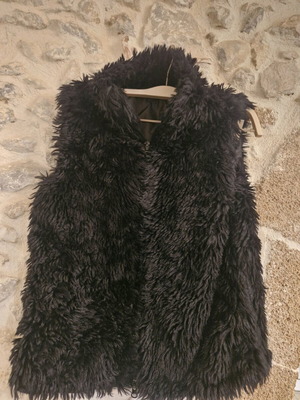 Γουνακι γιλέκο μαύρο σαν καινούργιο