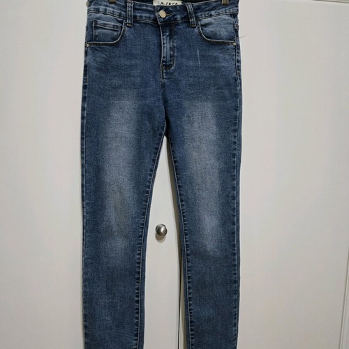 M.sara jeans like new, size 29, blue