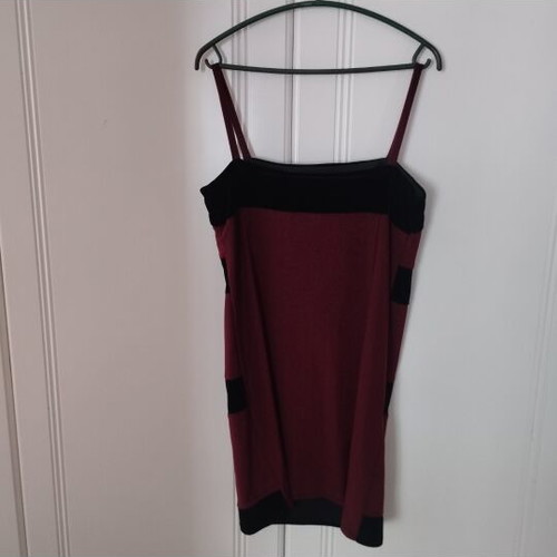 BSB Dress M Burgundy and Black Velvet Like New