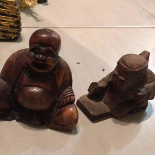 Wooden figurines set