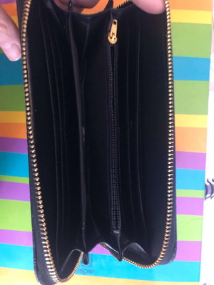 Wallet new, black