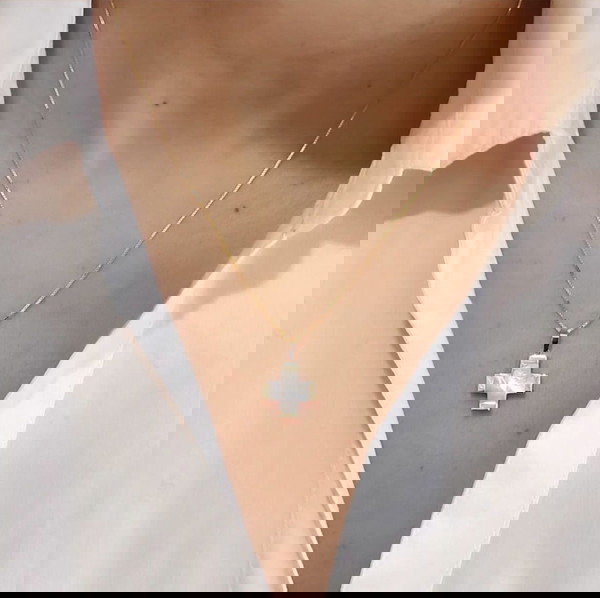 Προσφορά ! Χρυσός σταύρος 14Κ με  mother of pearl.