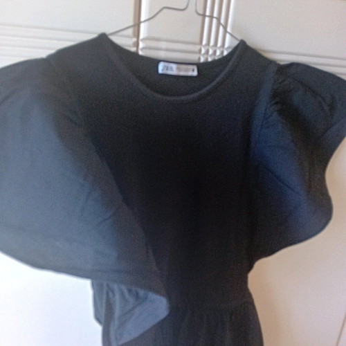 ZARA Black Dress Medium Like New With Unique Sleeve