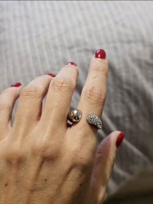 Steel ring new silver color with stones, unworn