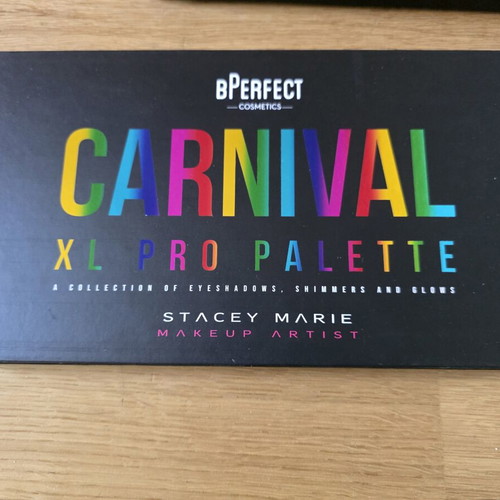 Carnival XL Pro Palette της bPerfect καινούργια με 40 αποχρώσεις σκιών