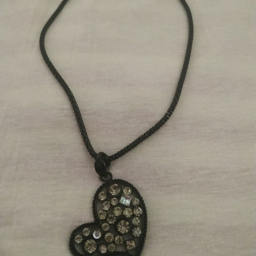 Necklace pendant used, black with chain