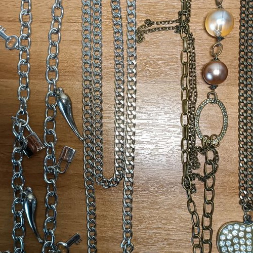 Neck chains used, pack of 5 pieces