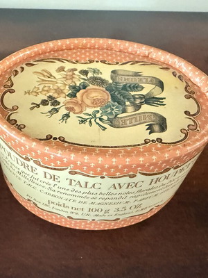 Vintage διακοσμητικό κουτί Poudre de Talc με puff shabby chic