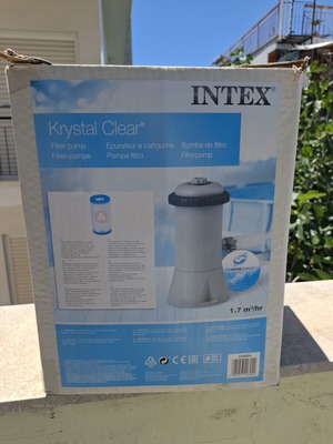 Intex pool pump like new without hoses and filter