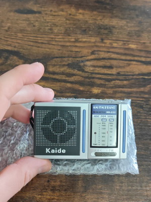 Kaide KK-222 pocket radio, analog FM/AM