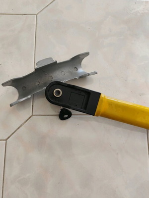 Steering Wheel Lock Used