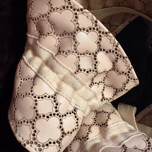 Fornarina ecru leather belt with cotton lace detailing like new