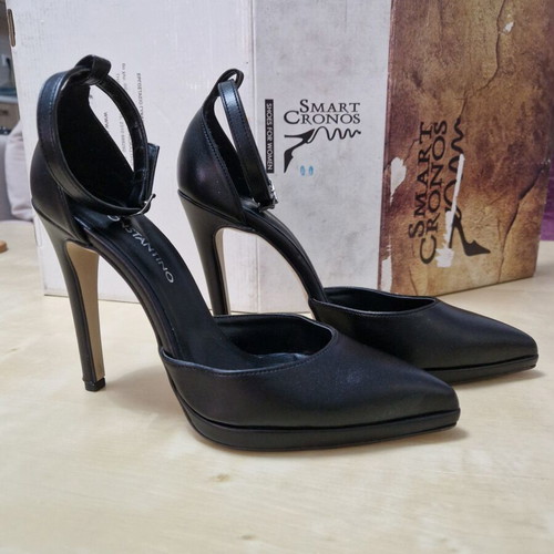 Smart Cronos black pumps with platform and ankle strap size 37 new