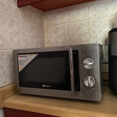 Rohnson microwave oven