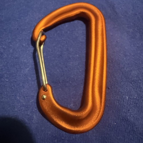 Carabiner keychain like new