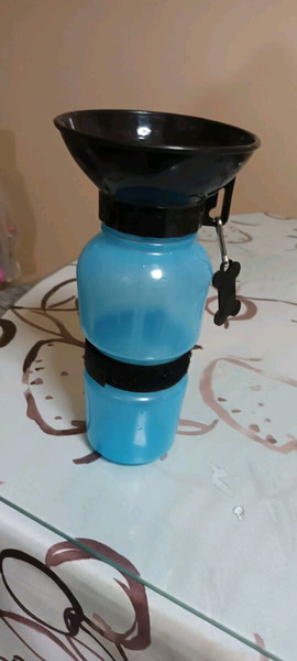Πλαστικο, μπουκάλι  νερου, για κατοικίδια.    500ml. 3 ευρώ.