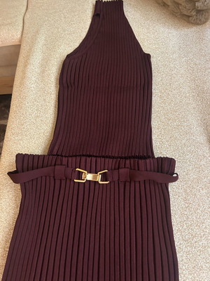 Zara knitted set burgundy small new, skirt and blouse