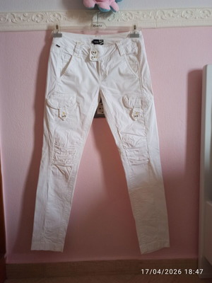 Toi&Moi women's white pants small like new