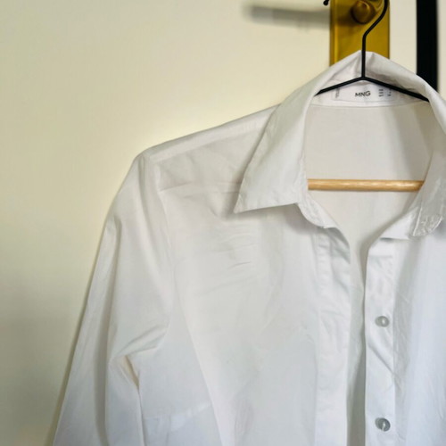 Mango white fitted shirt size Small like new