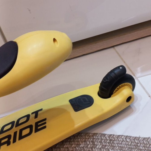 Scoot and Ride Kick Scooter used, adjustable height for 15 months to 5 years