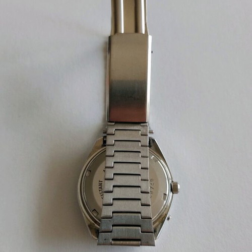 Orient automatic men's watch used with 27 jewels