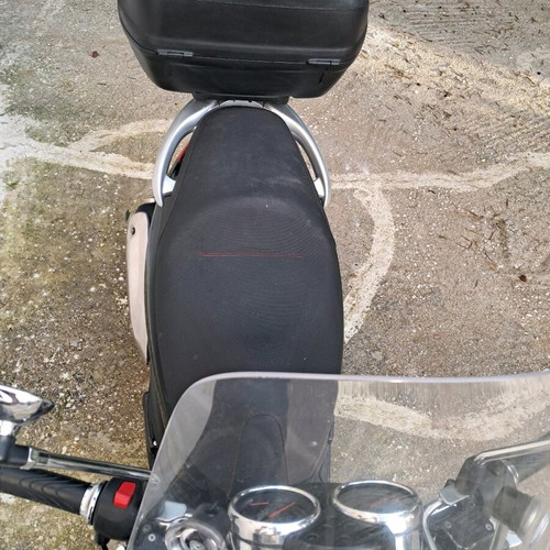 Piaggio Carnaby 300 Cruiser 2014 scooter like new, black