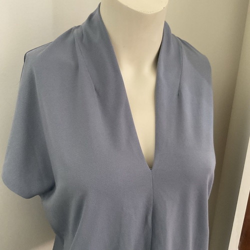 H&M blouse with unique neckline like new, size M