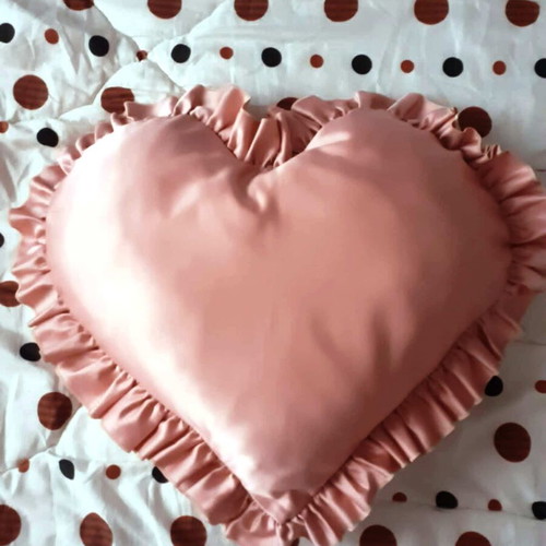 Heart-shaped pillow like new, salmon color, approx. 50x50 cm