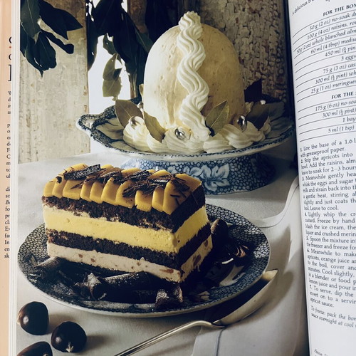 Good Housekeeping Complete Book of Desserts cookbook like new