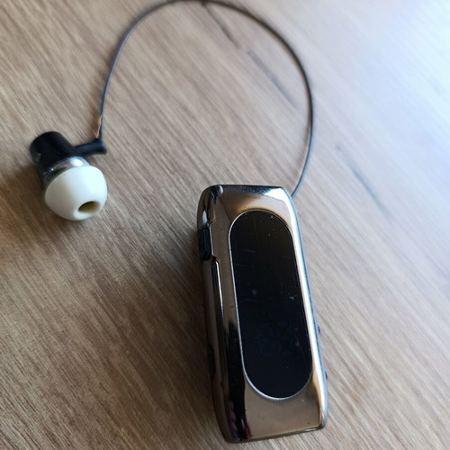 Fineblue K55 Bluetooth headset used, in-ear with microphone and controls