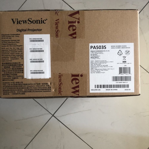 ViewSonic Projector PA503S new in box with accessories