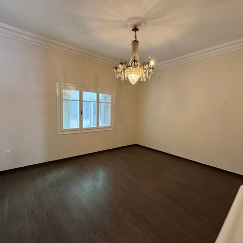 Lighting set with three wall lamps and large chandelier, like new, bronze and crystal