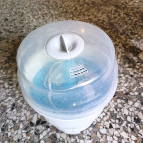 Philips Avent sterilizer like new, nearly unused