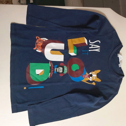T-shirts and sets like new, pack of 6 pieces