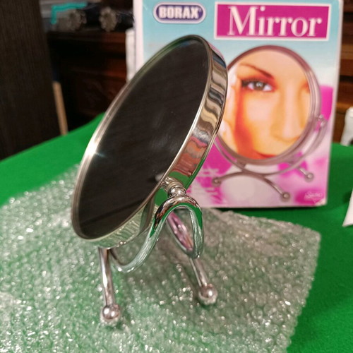 Magnifying makeup mirror double-sided new