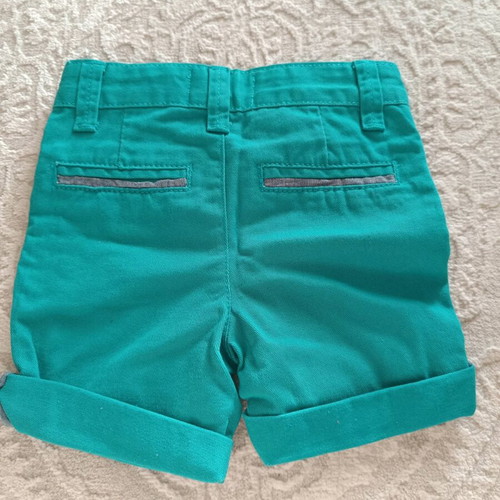 Baby shorts new, size 3-6 months with tag