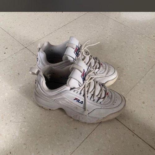 Fila Disruptor white trainers refurbished, size 38