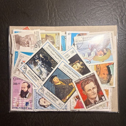 Collection of 250 new collectible stamps from various countries