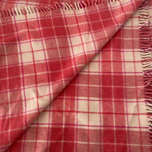 Omega double wool blanket like new 195x230