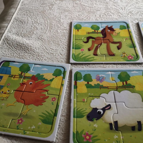 Lisciani Carotina Baby Puzzle The Farm used, 6 small puzzles