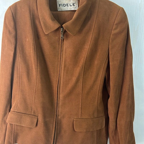 Fidele No Large Suit like new