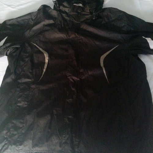 Windbreaker unisex jacket L in excellent condition