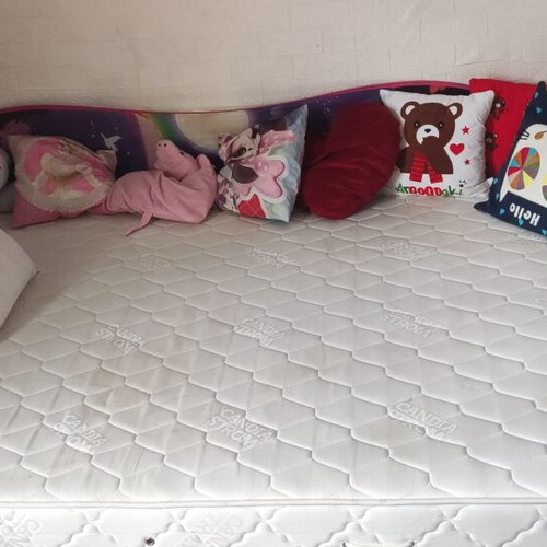 Iron double bed like new with mattress